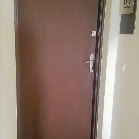 K&p Apartament Metro Gdanski Apartment